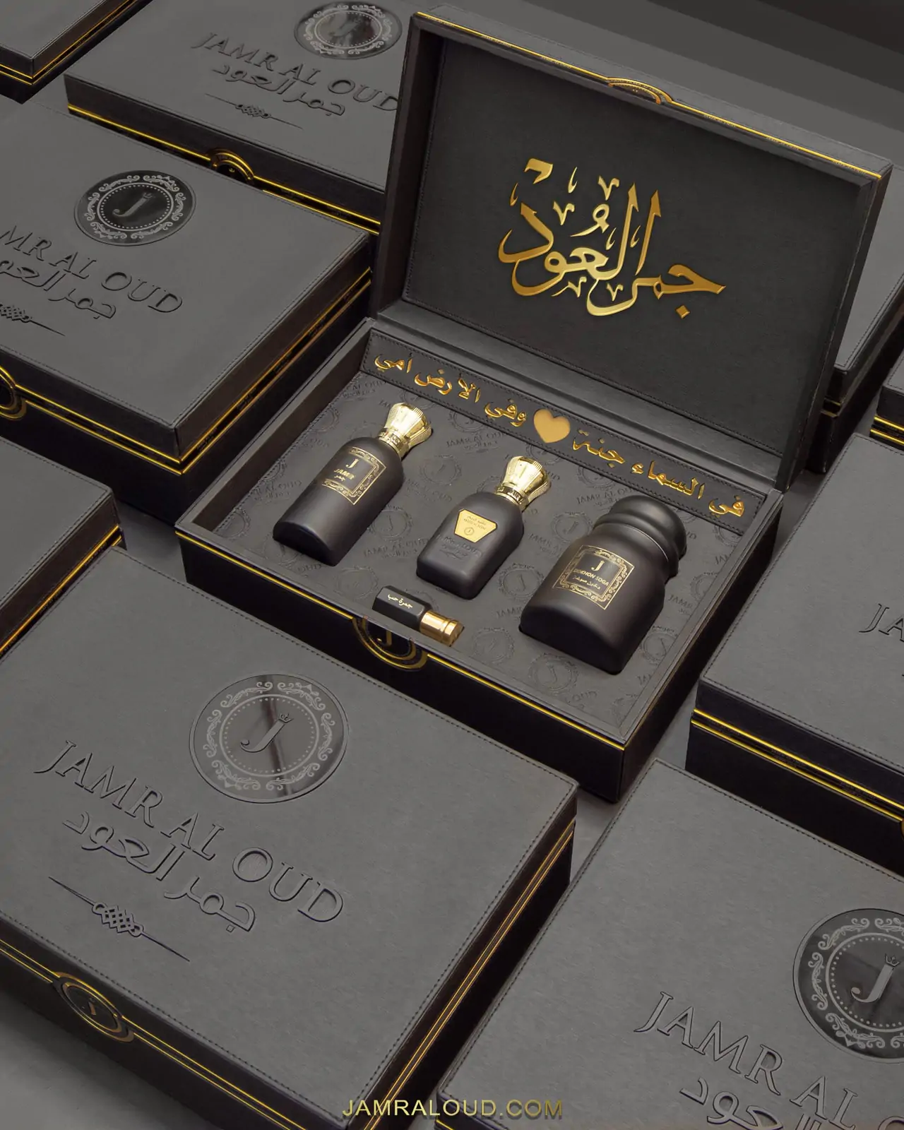 الصناديق الفاخرة للهدايا بتصميم حسب الطلب